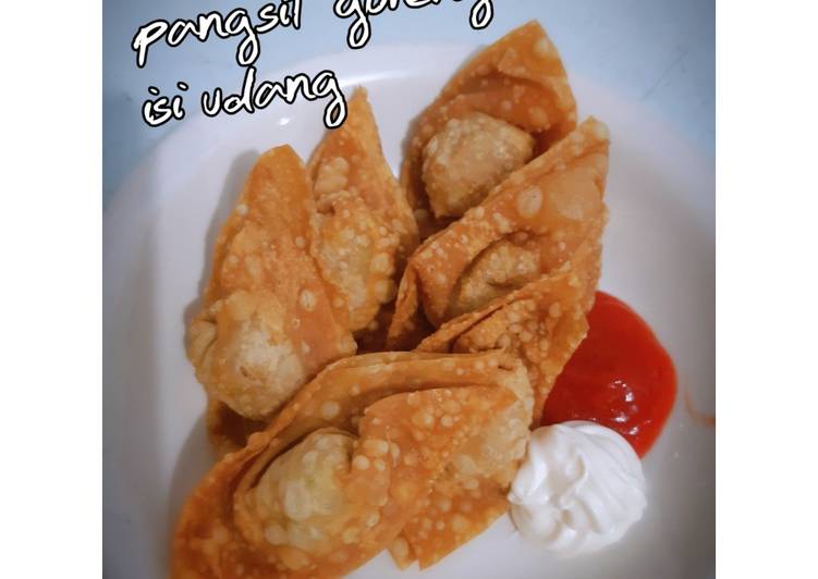 Pangsit goreng isi udang