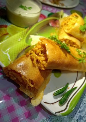 নুডুলস দোসা(Noodle dosa recipe in Bengali) রেসিপির প্রধান ছবি