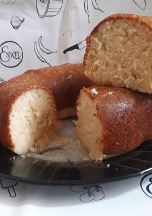 Una foto de Bizcochuelo de Yogurt (en savarin essen)
