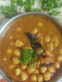 છોલે ચણા રેસીપી મુખ્ય ફોટો