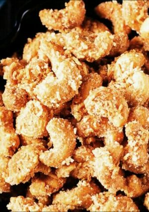 A picture of Cashew Coconut.