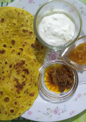 મેથી ના થેપલા (Methi Thepla Recipe In Gujarati) રેસીપી મુખ્ય ફોટો