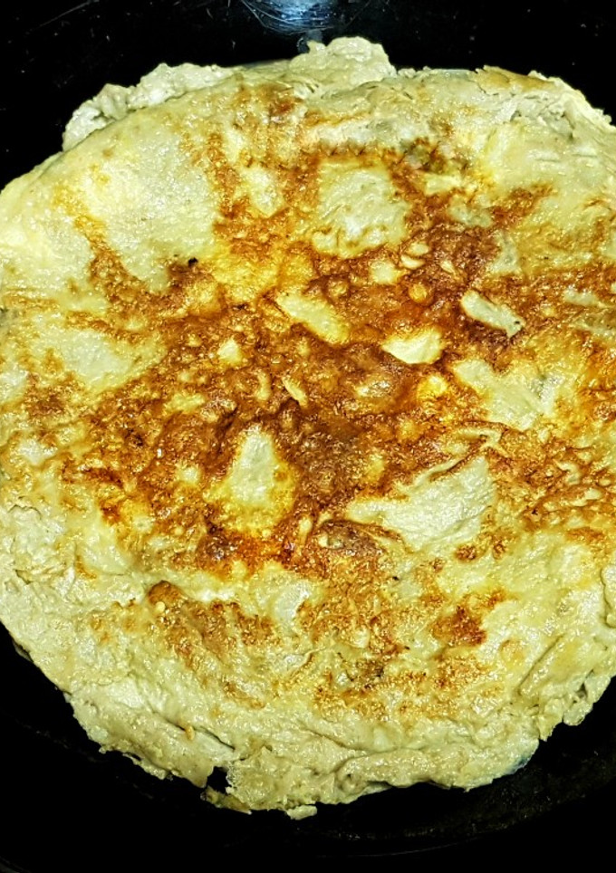 Una foto de Tortilla de Berenjena, Cebolla y Queso