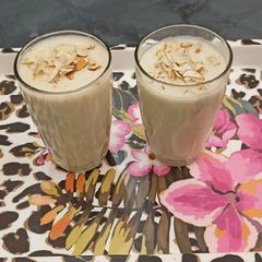 A picture of Banana Milkshake.