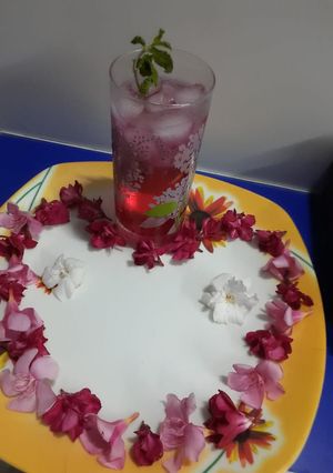 A picture of Pink mojito.