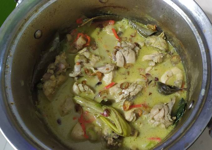 Resep 6. Opor ayam indofood unbelievable yummy 🤤🤤😆😆, Bisa Manjain Lidah