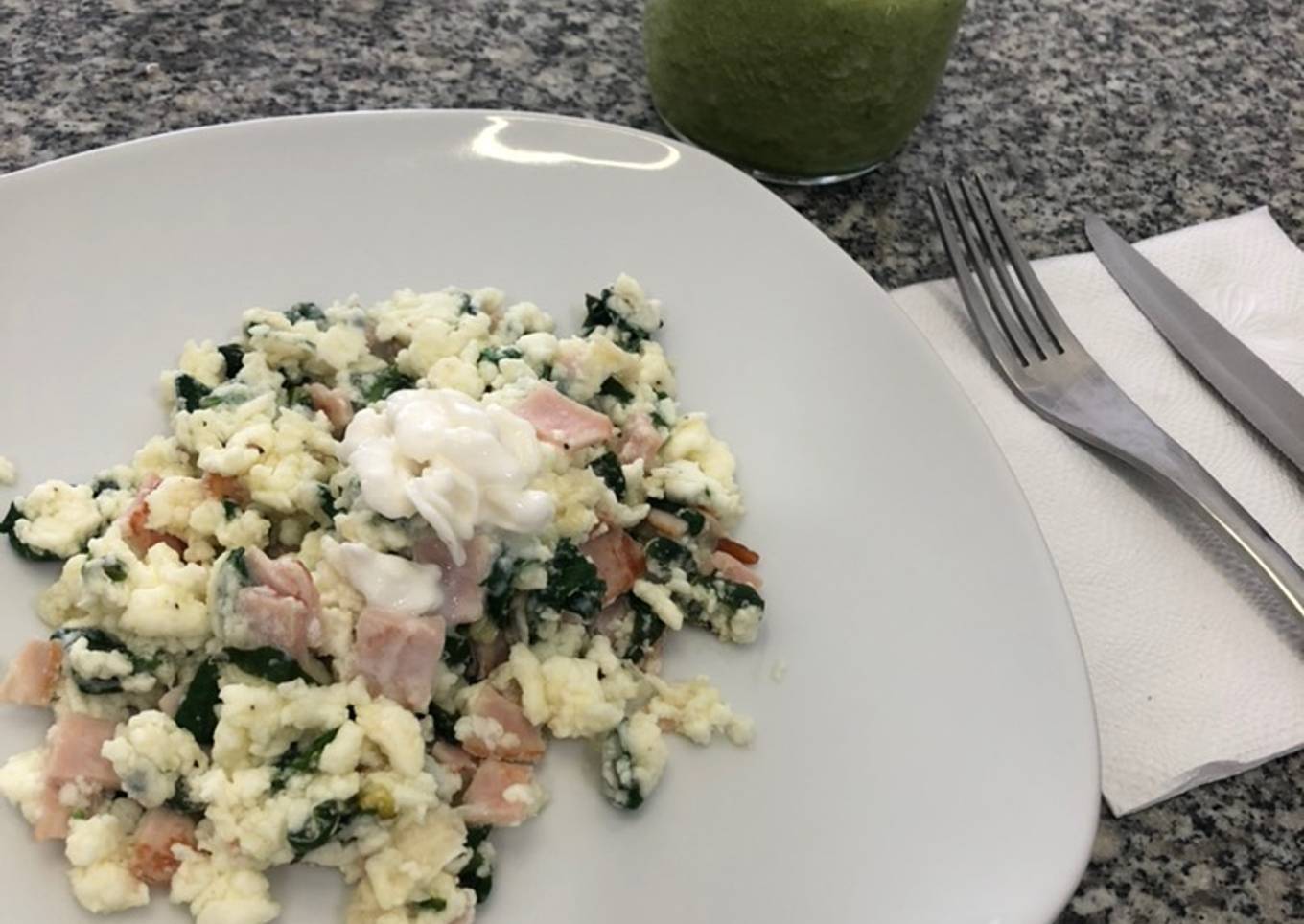 Huevos Ligeros con Cottage