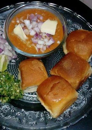 A picture of Pav bhaji.