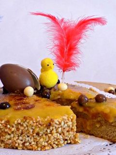 Una foto de Mona de Pascua de yema quemada