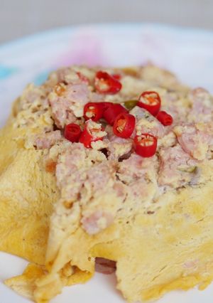 รูปของ ข้าวไข่เจียวแหนม