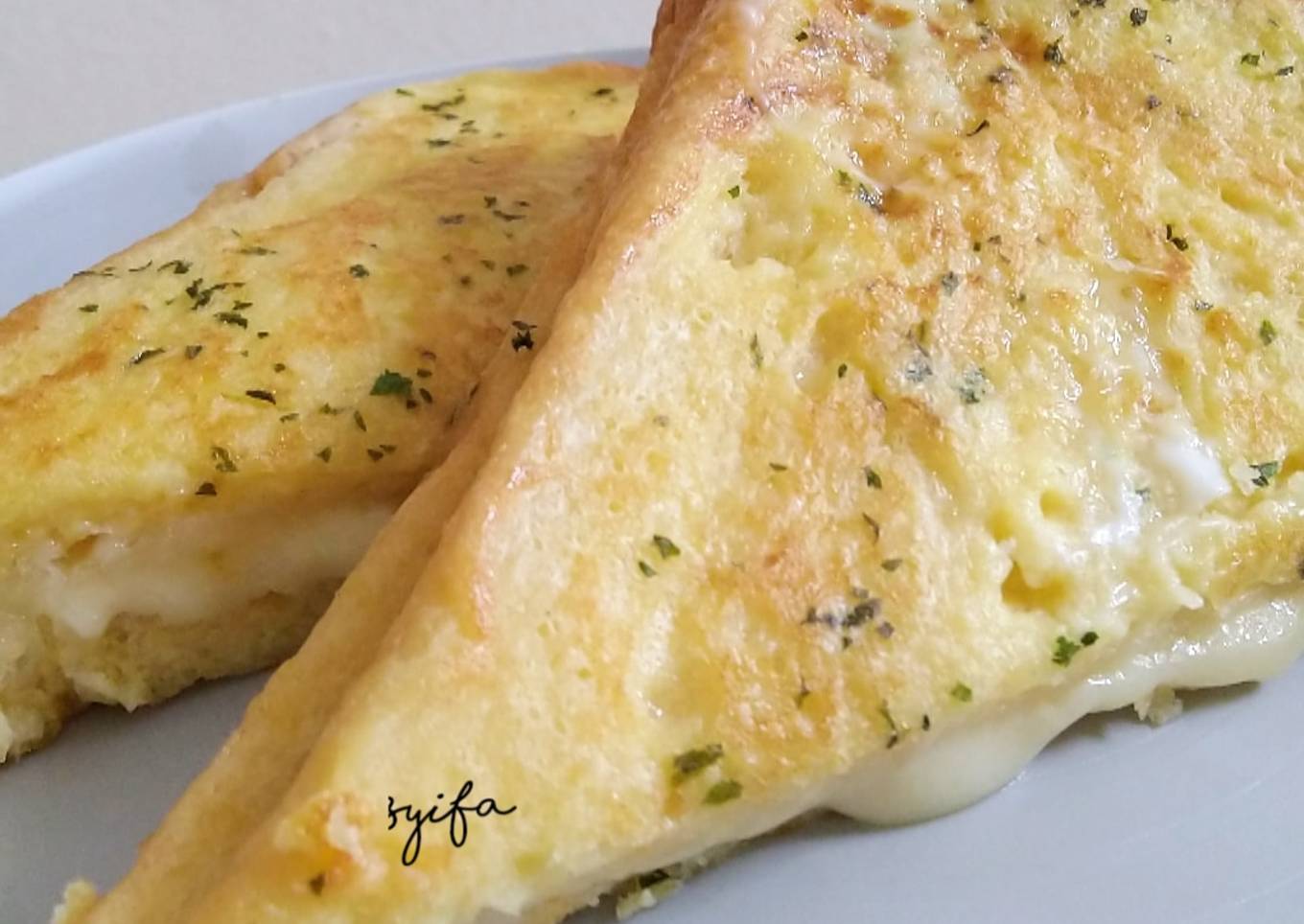 French toast mozzarella