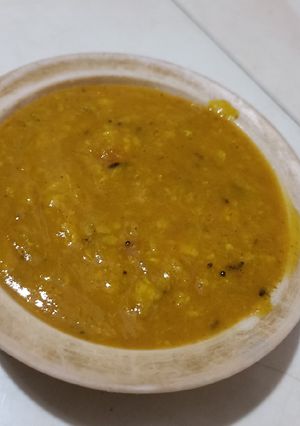 A picture of Dal fry.