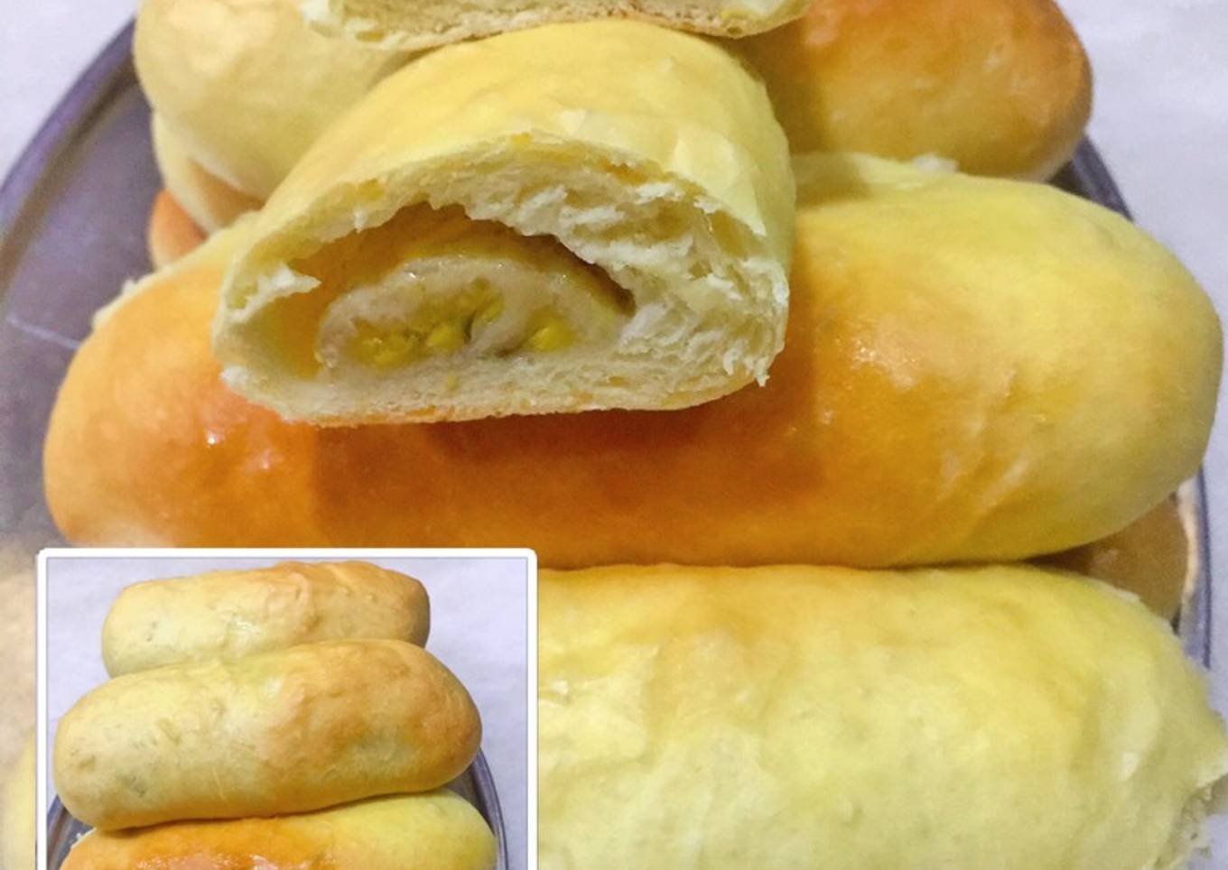 Roti inti pisang raja