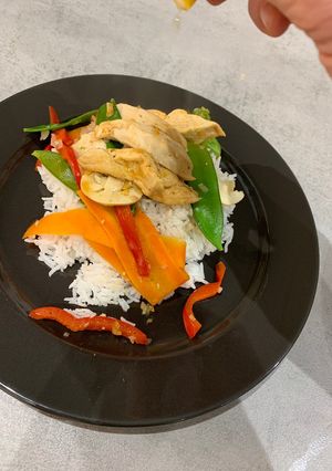 A picture of Tony’s Chicken stir Fry.