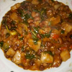 A picture of Yam and beans porridge.
