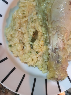 Una foto de Arroz con pollo Rápido y Sabroso