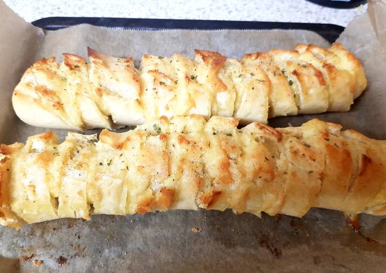 Simple Way to Make Favorite My Garlic Cheese Bread. 😘