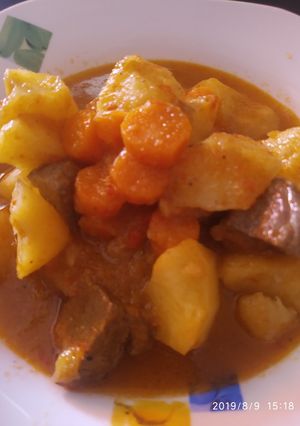 Una foto de Estofado villa del monte con patatas