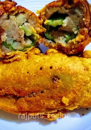 A picture of Rajasthani Mirchi Vada.