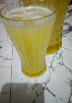 A picture of Pineapple juice.