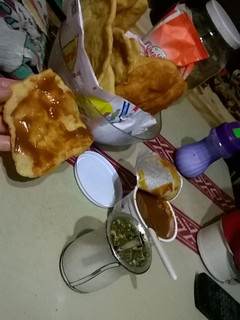 Una foto de Tortas fritas!! con mates