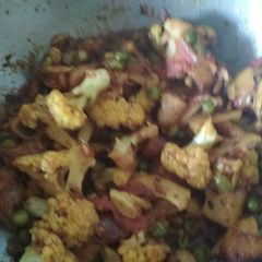 Cauliflower peas Potatoes stir fry A picture of Cauliflower peas Potatoes stir fry.