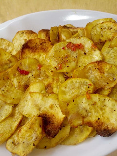 A picture of Baked sweet potato chips.