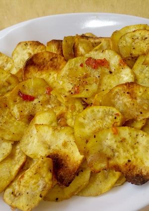 A picture of Baked sweet potato chips.