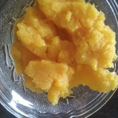 A picture of Mong ki daal ka halwa.