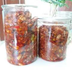 A picture of Sambel Cumi Asin Pete.