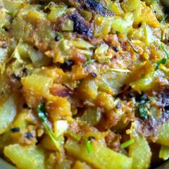 A picture of Lau ghonto bottle gourd stir fry.