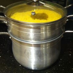 How to steam couscous ! A picture of How to steam couscous !.