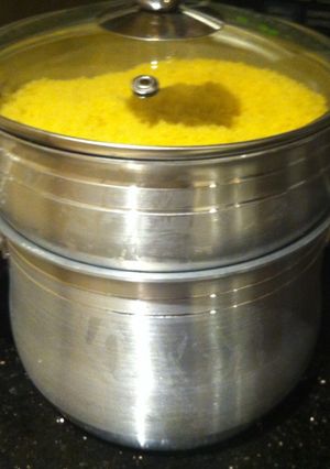 A picture of How to steam couscous !.