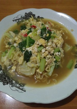 Foto resep Bakmi Rebus Indomie Spesial pake Telor
