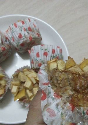 Hình của món Bánh muffin Yến mạch, táo và chuối.
