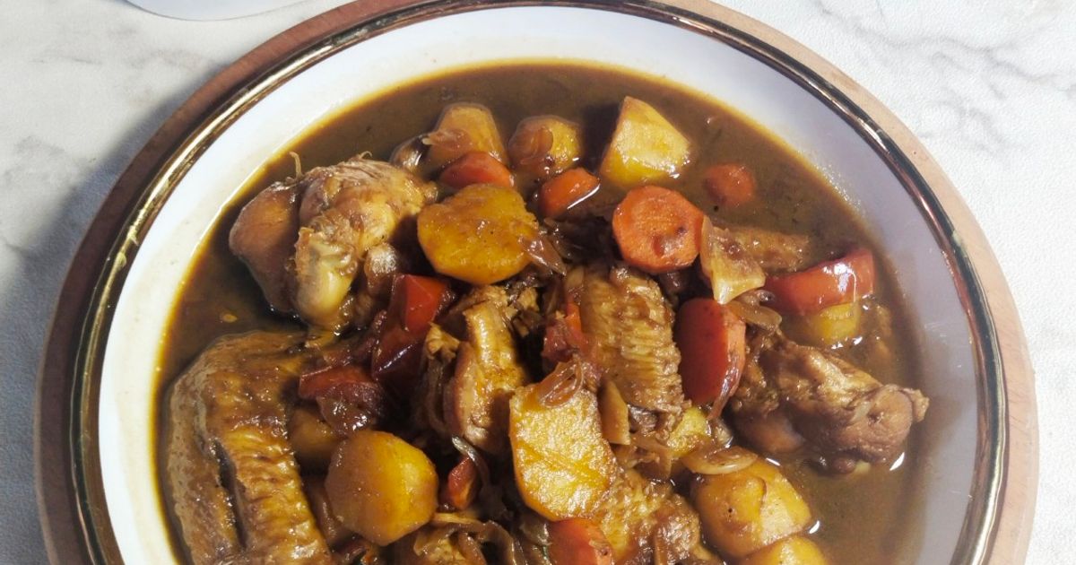 790. Semur Ayam Surabaya