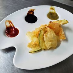 A picture of Vegetable Tempura.