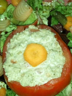 Una foto de Tomate relleno