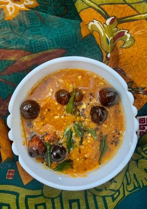 A picture of Onion tomato chutney - serve with Dosa.