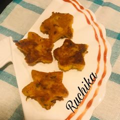 A picture of Paneer and vegetables cutlets.