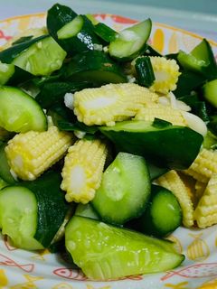 蒜炒小黃瓜玉米筍 的食譜成品照片