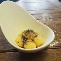 A picture of Gnocchi Dessert / Mango Dango.
