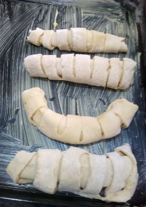 A picture of Nutella Caterpillar bread.