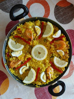Una foto de Paella mixta fácil