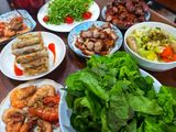 Bữa cơm mừng năm mới
