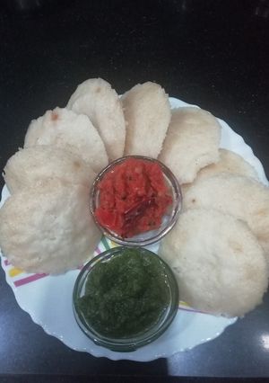 A picture of Idli.