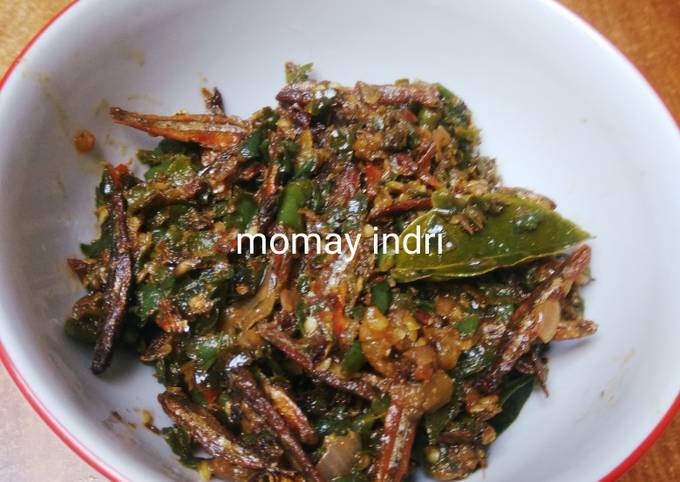 Ini dia! Cara  membuat Sambel Teri Cabai Hijau  gurih