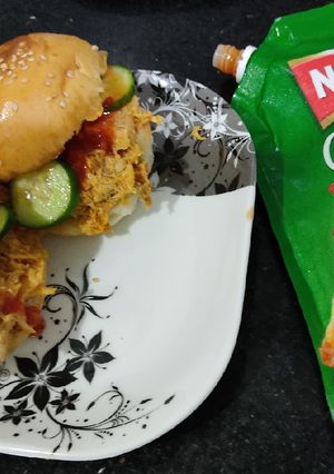 A picture of Chicken mini sandwich.