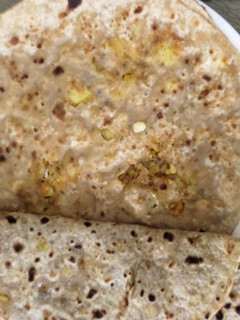 A picture of Aloo k parathay.