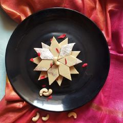 A picture of Kaju katli.